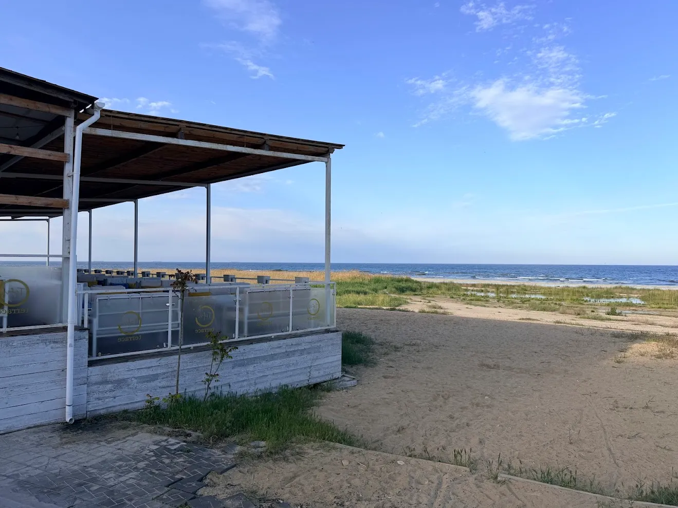 里海阿克套海滨