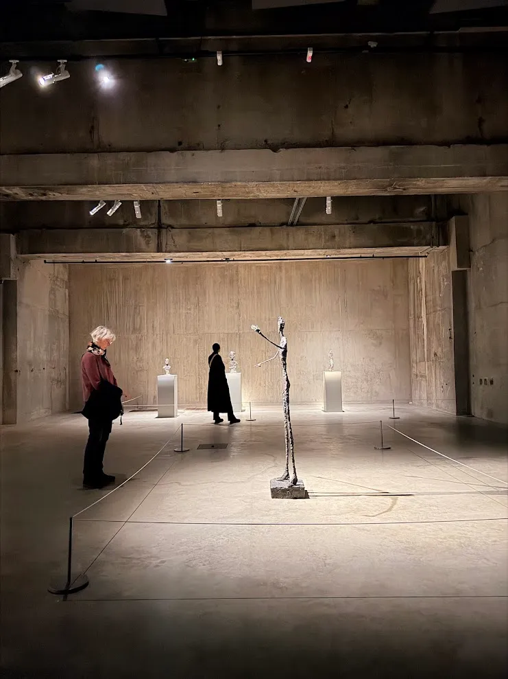 Alberto Giacometti,极致的瘦长和物理侵蚀